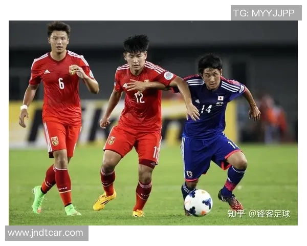 扁平足足球员解析及其在职业生涯中的挑战与成就